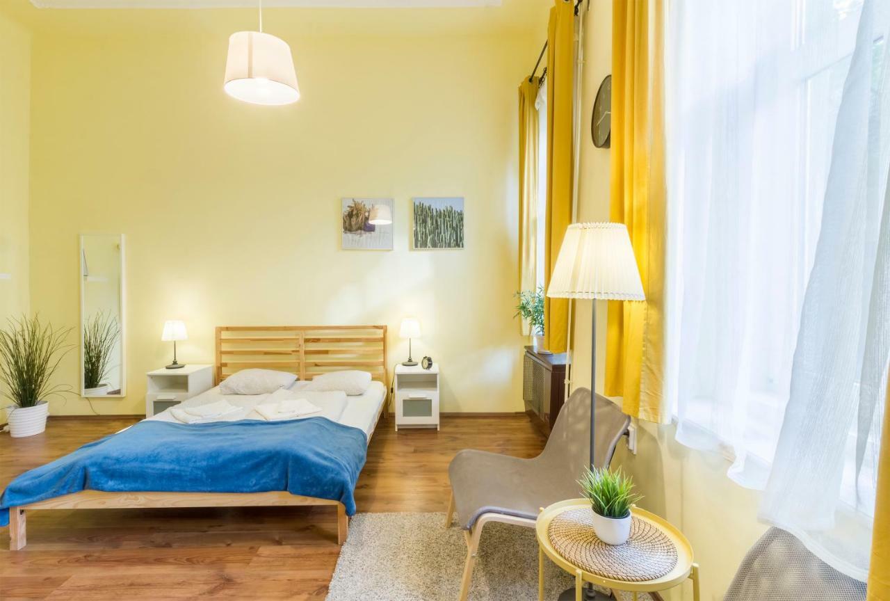 Curry Apartments Budapest Exteriör bild